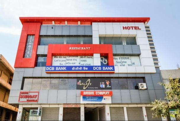 Amber Hotel Barmer Exterior foto
